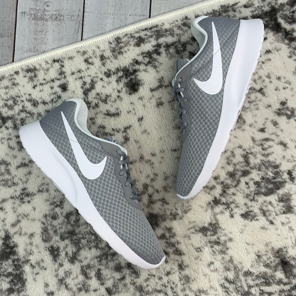 Nike Shoes - NIB WMNS Nike Tanjun women’s sneakers